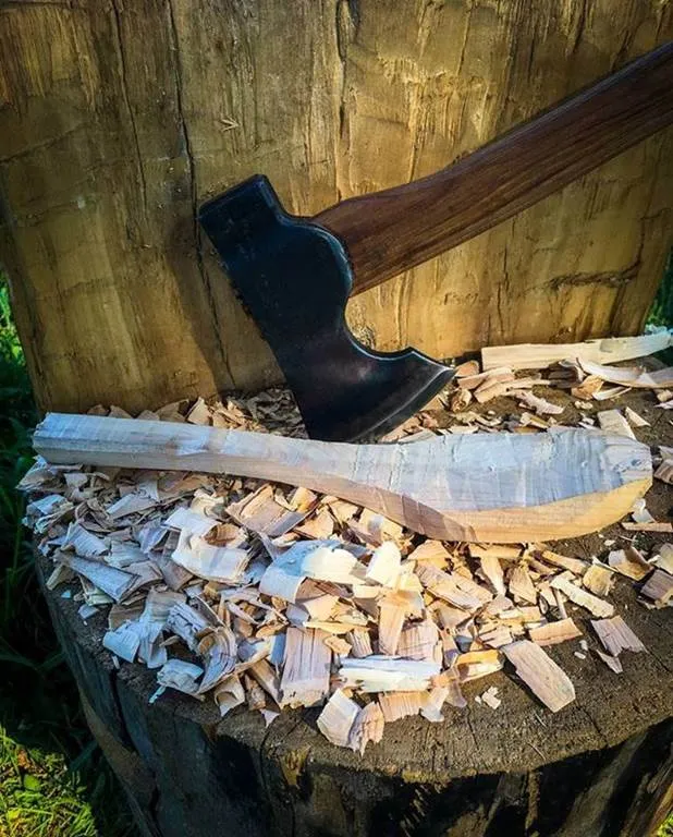 Council Tool Camp Carver - Bushcraft Hatchet